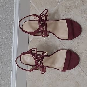 Women's dress sandals size 6.5